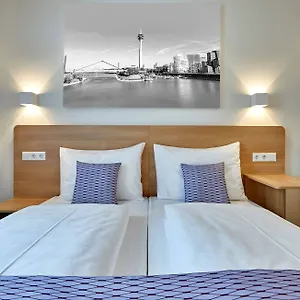 Hotel Mcdreams Düsseldorf-city, Düsseldorf